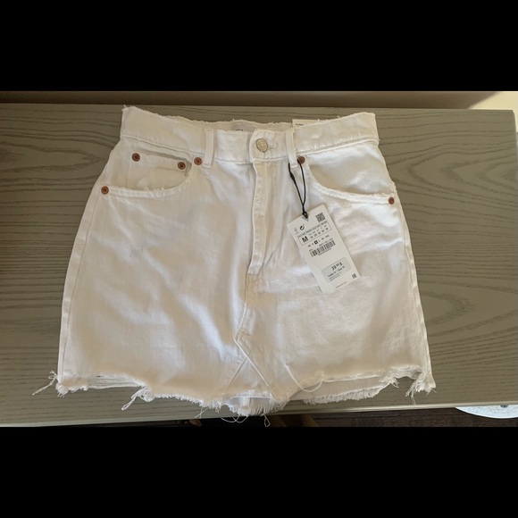 Zara mini skirt - Picture 4 of 9